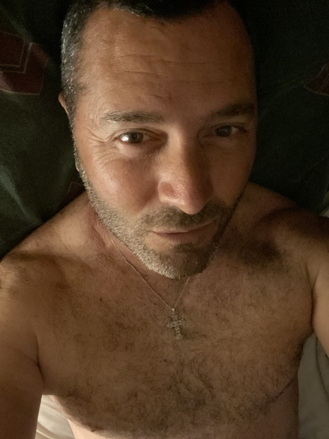 View u1689331 (Frank) OnlyFans 1 Photos and 0 Videos leaked 

 picture 2