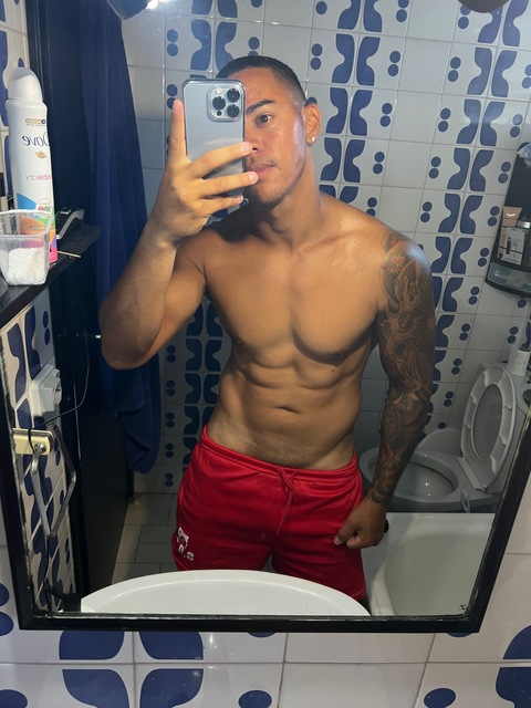 Onlyfans leak u175231513 

 picture 2