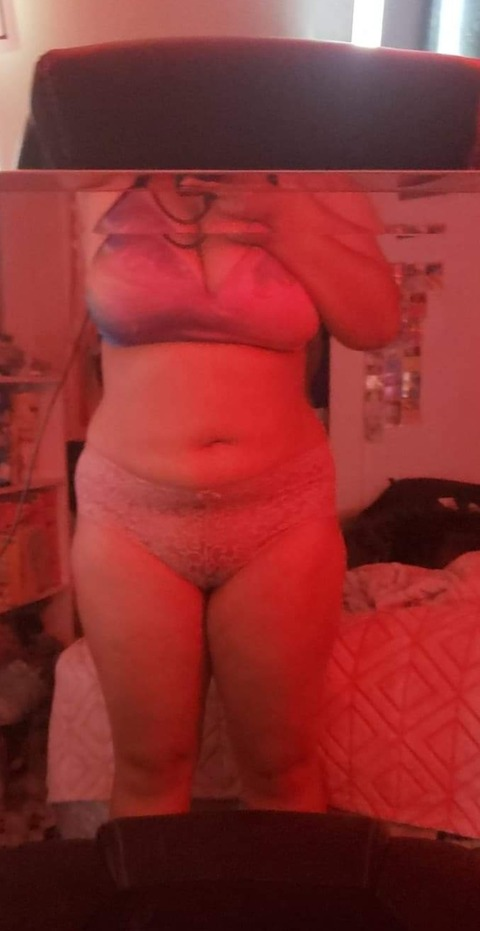 u18738205 OnlyFans Leak 

 picture 2