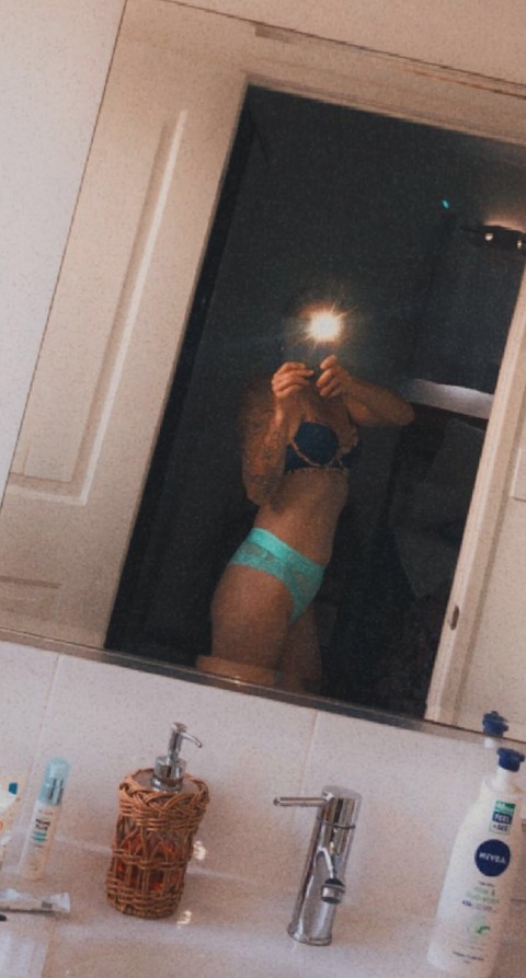 u187727813 (Ange) OnlyFans Leaked Videos and Pictures 

 picture 2