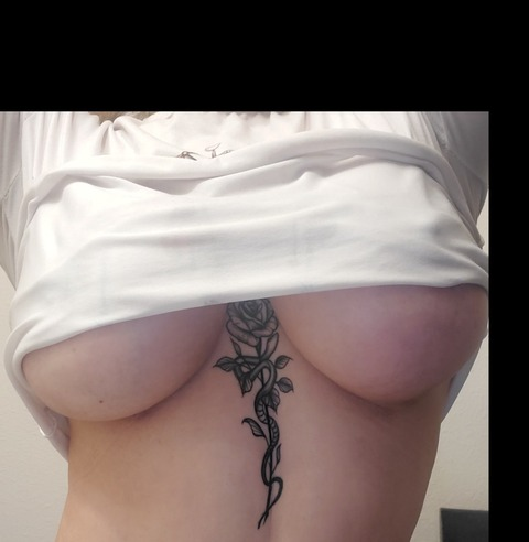 u189049023 OnlyFans Leaks 

 picture 2
