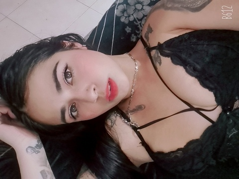 u192232216 (Emy.prinss04) OnlyFans content 

 picture 2