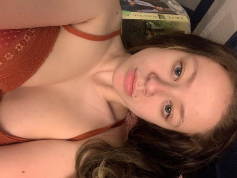 u195318533 (Laney Knight) free OnlyFans Leaked Pictures & Videos 

 picture 2