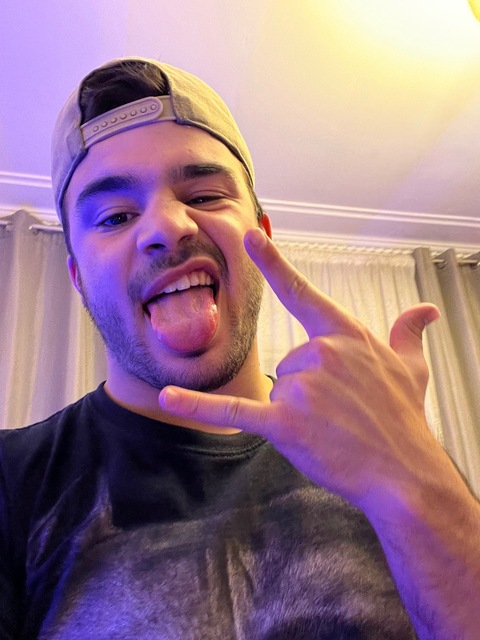 u195555743 OnlyFans Leak 

 picture 2