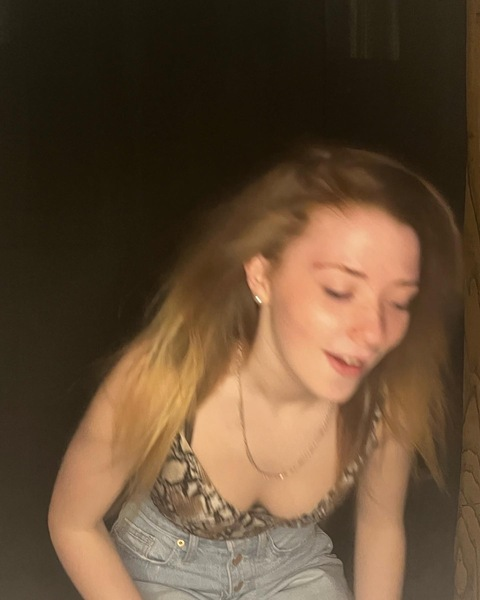 u197782561 OnlyFans Leaked (31 Photos and 13 Videos) 

 picture 2