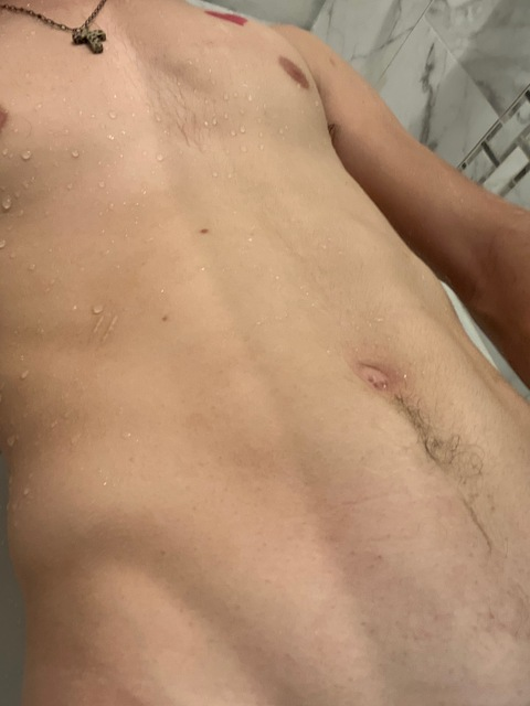 View u198151248 (DormantBadger) OnlyFans 3 Photos and 0 Videos leaked 

 picture 2