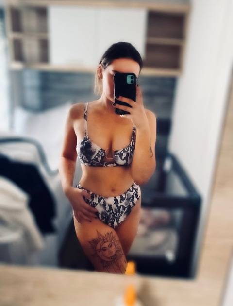 View u210017296 OnlyFans content for free 

 picture 2