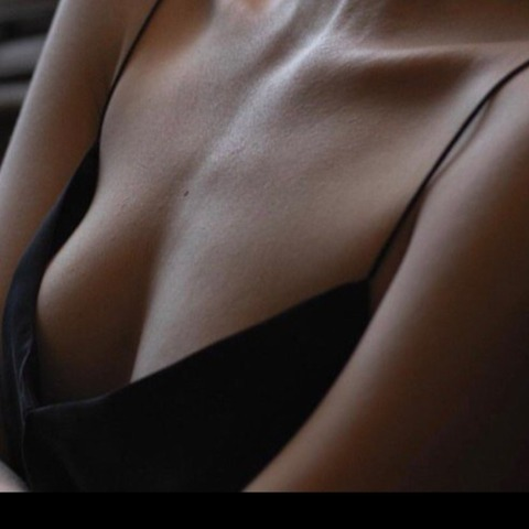 u214839216 OnlyFans Leak (18 Photos and 0 Videos) 

 picture 2