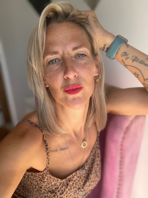View u223111678 (Cassie) OnlyFans 14 Photos and 0 Videos leaks 

 picture 2