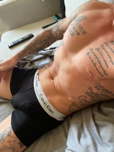 View Sexy gym guy (u227100933) OnlyFans 314 Photos and 88 Videos for free 

 picture 2