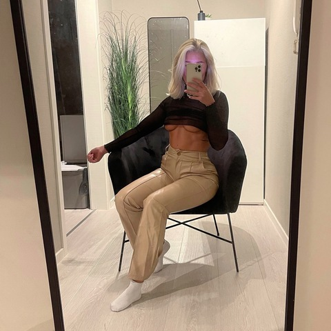 u23320740 (Sofie) OnlyFans Leaked Videos and Pictures 

 picture 2