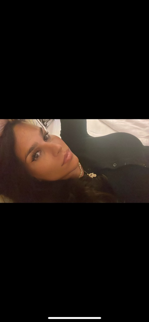 u251208206 (alara-Ts999) free OnlyFans content 

 picture 2