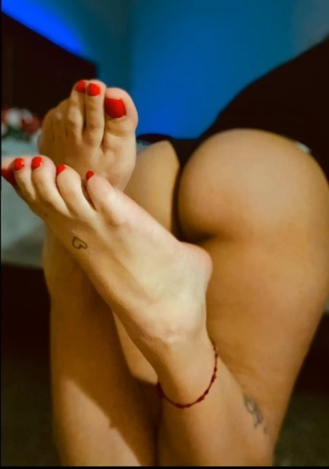 u251489834 (YahzyBoo) OnlyFans Leaked Pictures and Videos 

 picture 2