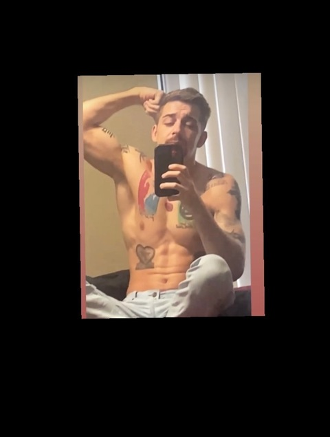 u258793132 (SelfTaughtFighter) OnlyFans Leaked Videos and Pictures 

 picture 2