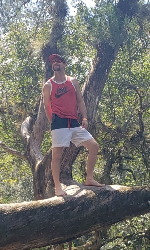 View u31030688 (Evan frost) OnlyFans 0 Photos and 0 Videos leaked 

 picture 2