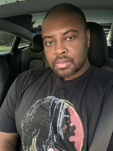 View u3345867 (DaddyDell) OnlyFans 4 Photos and 0 Videos leaked 

 picture 2