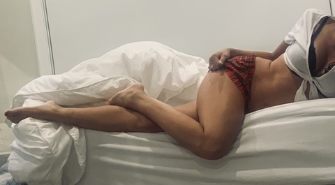 View Hotwife~Alessandra (u37592050) OnlyFans 3 Photos and 0 Videos leaked 

 picture 2
