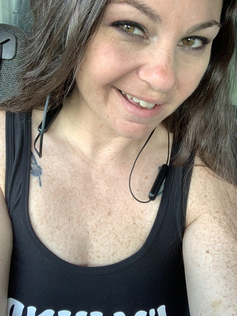 Onlyfans free content u46001496 

 picture 2