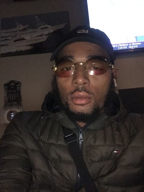 u46705626 OnlyFans Leak (0 Photos and 0 Videos) 

 picture 2