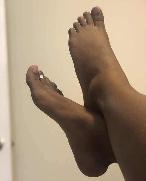 u54837120 (Persian Feet) OnlyFans content 

 picture 2