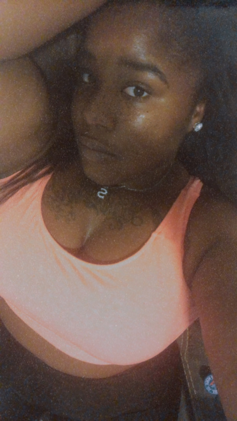 View NASTYLILBBWBISHHHHH (u59917423) OnlyFans 20 Photos and 24 Videos for free 

 picture 2