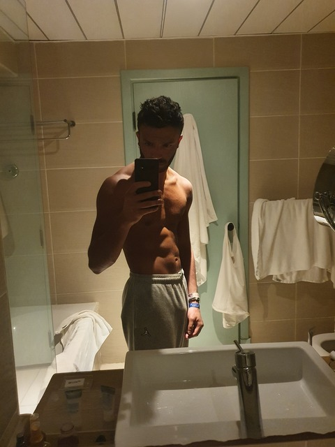 Onlyfans leak u67773819 

 picture 2