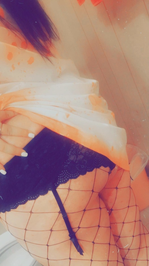 View StrawberryPoundCake (u73213899) OnlyFans 43 Photos and 1 Videos leaks 

 picture 2