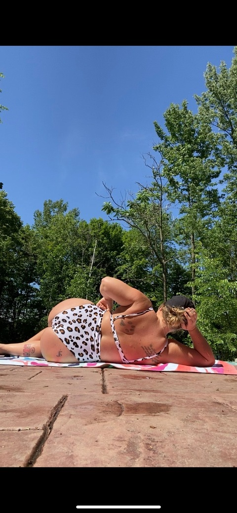 u76508250 OnlyFans Leak (2 Photos and 0 Videos) 

 picture 2