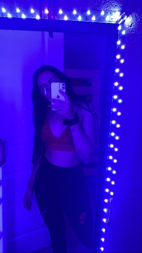 View u85316168 (DanielaSorio) OnlyFans 2 Photos and 0 Videos leaked 

 picture 2