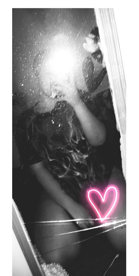 u90886025 OnlyFans Leaked 

 picture 2