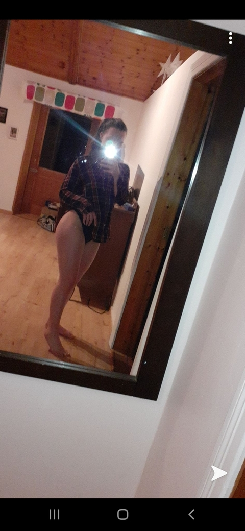 u93927893 (Moa) OnlyFans Leaked Pictures & Videos 

 picture 2