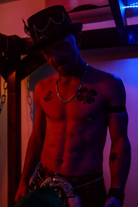 ufdnfedan82 (Daddy) OnlyFans Leaked Pictures & Videos 

 picture 2