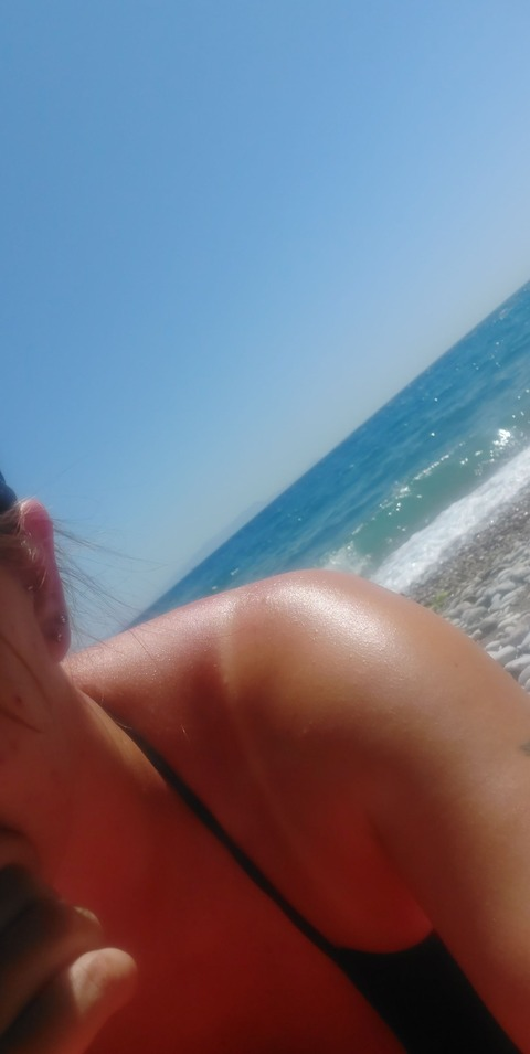 ukkeke697 OnlyFans Leaked (96 Photos and 7 Videos) 

 picture 2