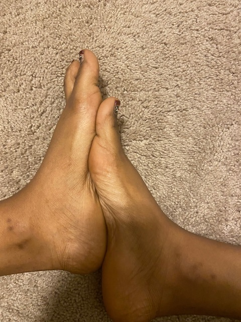 Download umamitoes OnlyFans content for free 

 picture 2