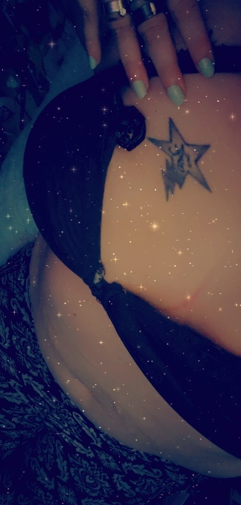 une_lunatiline_coquine OnlyFans Leaked Photos and Videos 

 picture 2