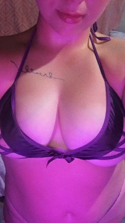 unhingedho (Jessica 🐰🐰) free OnlyFans content 

 picture 2