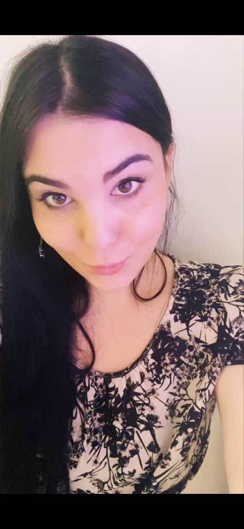 View universoriana OnlyFans content for free 

 picture 2