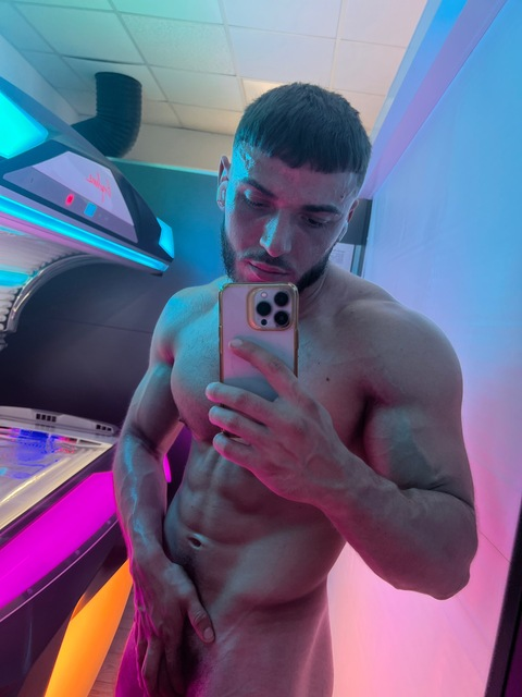 @unknownsuspect leaks Onlyfans videos for free 

 picture 2