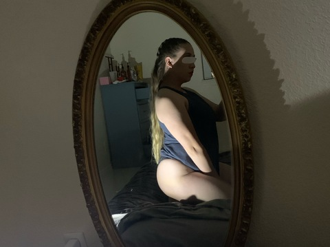 upstairs_fantasy OnlyFans Leaks 

 picture 2