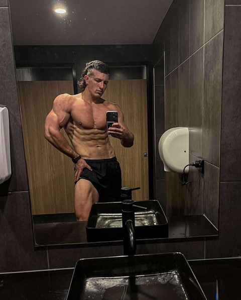 uralphamale10 OnlyFans Leaks (20 Photos and 8 Videos) 

 picture 2