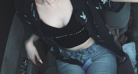 uronlinegirlfriend666 OnlyFans Leaked 

 picture 2