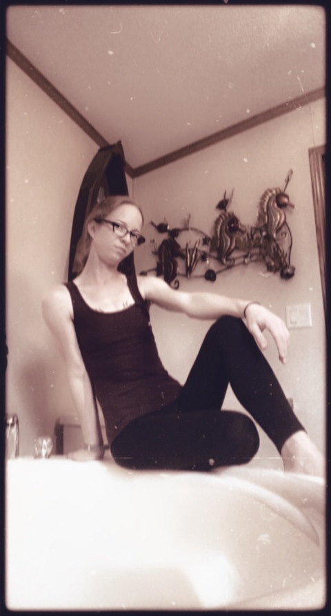 val_542 OnlyFans Leak (142 Photos and 1 Videos) 

 picture 2
