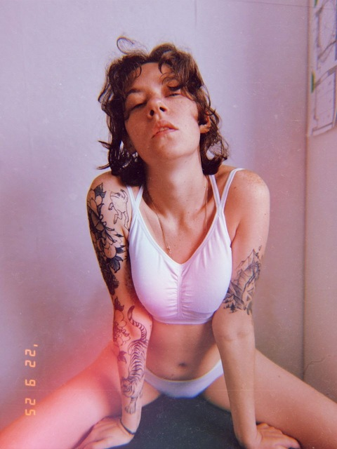 valerian_in_da_haus (Valerian) free OnlyFans Leaked Pictures and Videos 

 picture 2