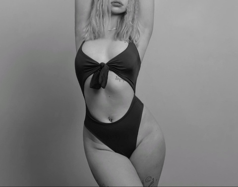 Get Free access to valeriesecret Leaked OnlyFans 

 picture 2