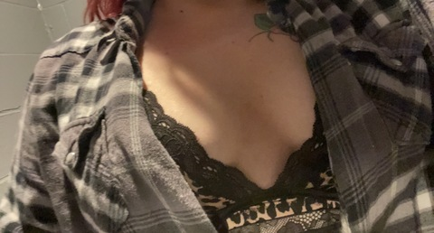 vaness.caroline OnlyFans Leaks 

 picture 2