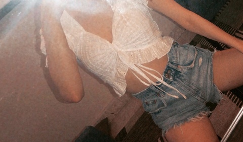 @vannavan leaked Onlyfans photos for free 

 picture 2