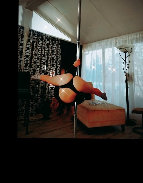 View velvet.ann OnlyFans videos and photos for free 

 picture 2