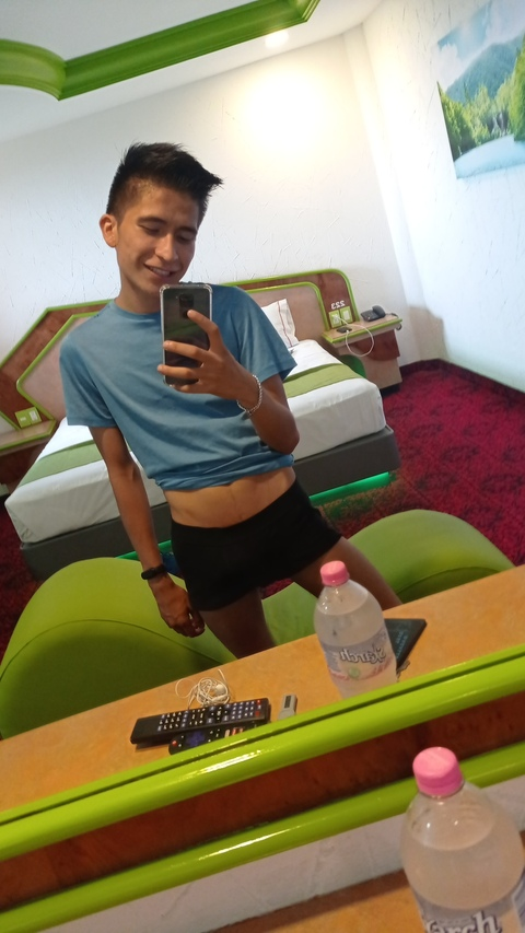 View vergontwink298 OnlyFans videos and photos for free 

 picture 2