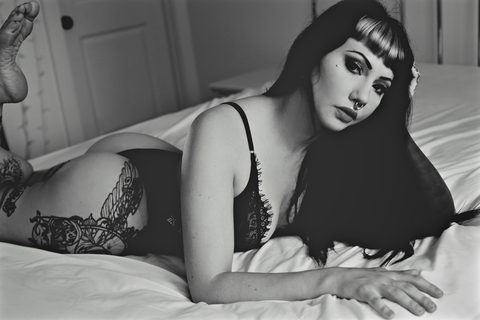 View Veronica Noir (veronicanoir) OnlyFans 47 Photos and 20 Videos leaked 

 picture 2