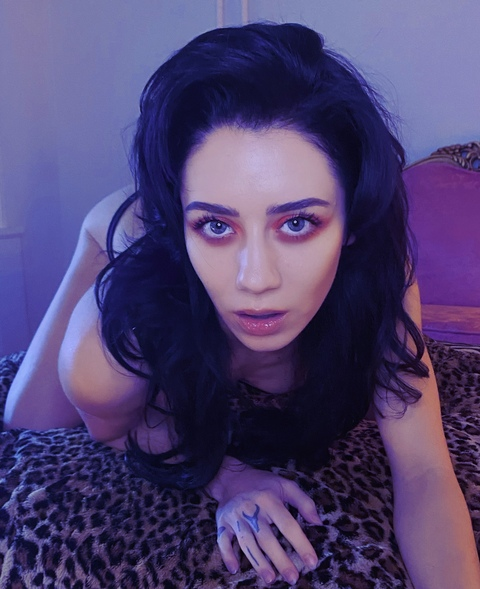 victoriavfree (Victoria V Free) OnlyFans content 

 picture 2